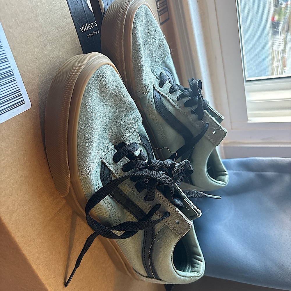 Vans Skate Shoes with Gum bottom